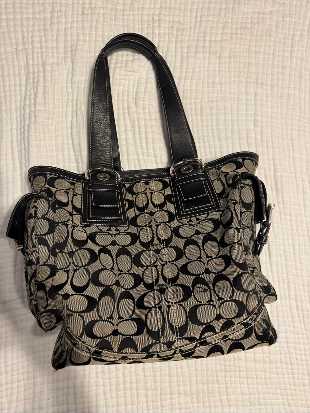 Coach Signature soho Black and Cream/grayish Tote Bag